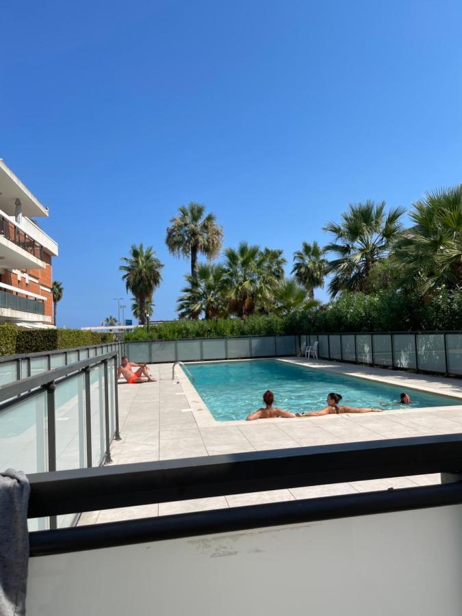 Loubet Plage- Entre Et Cannes Villeneuve-Loubet